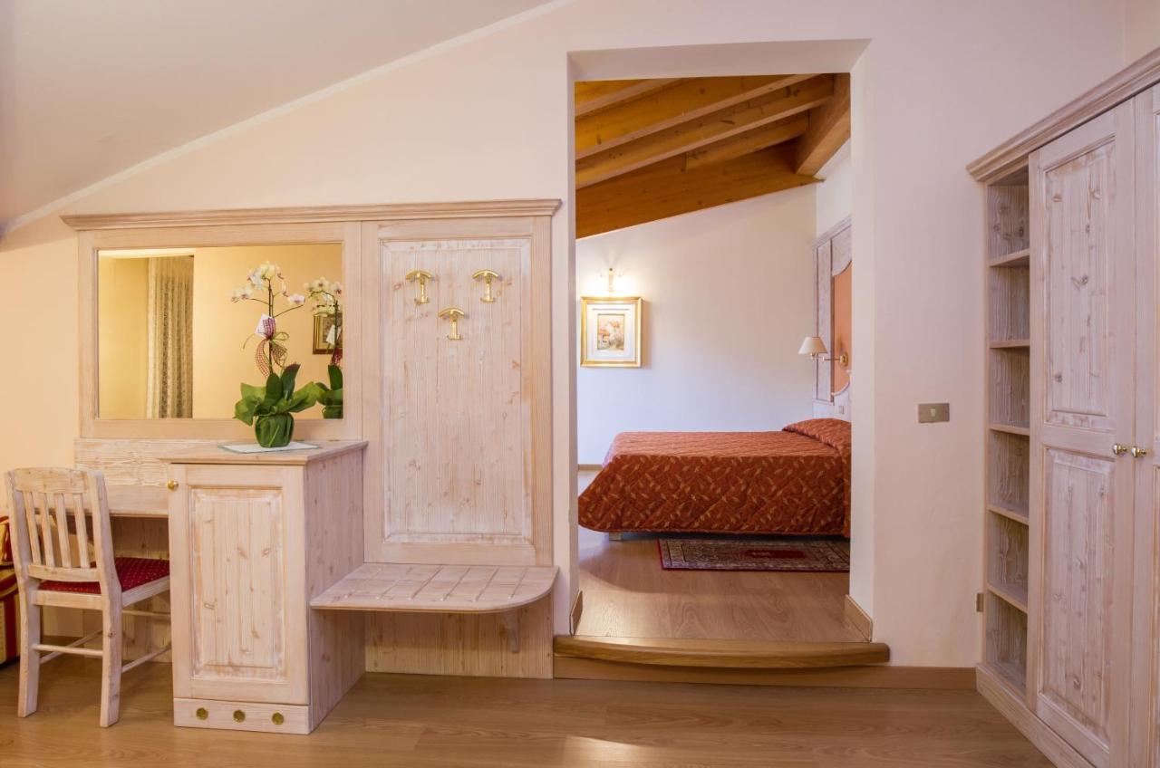 Hotel Al Prato Fiera Di Primiero Bagian luar foto